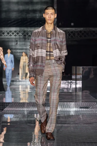 Look 21